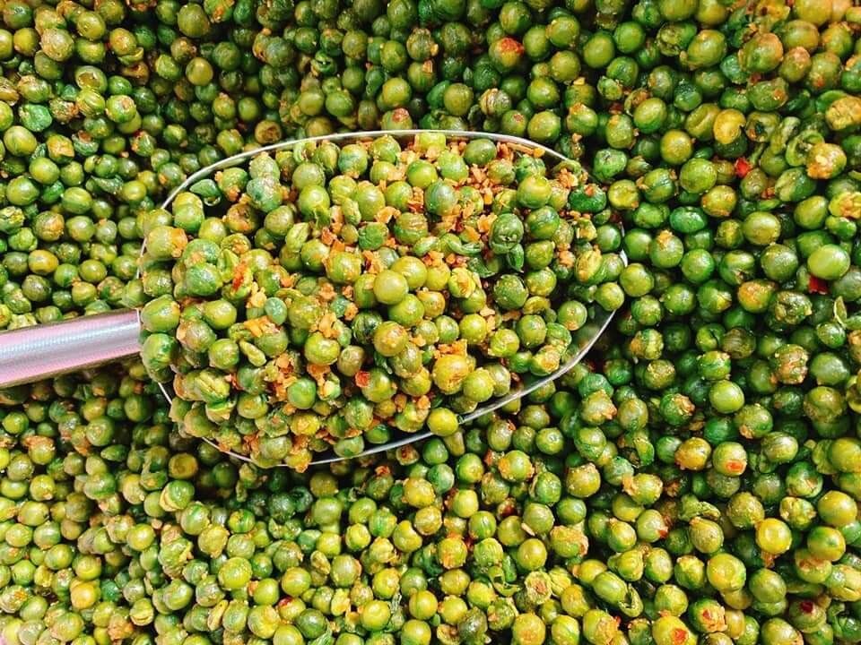 Nên ăn đậu hà lan sấy vừa đủ hạn chế tăng cân